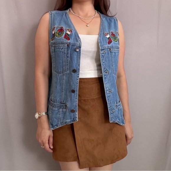 solutions original Jackets & Blazers - SOLUTIONS! VINTAGE Christmas Vest Jean Denim Embroidered Stockings Wreath